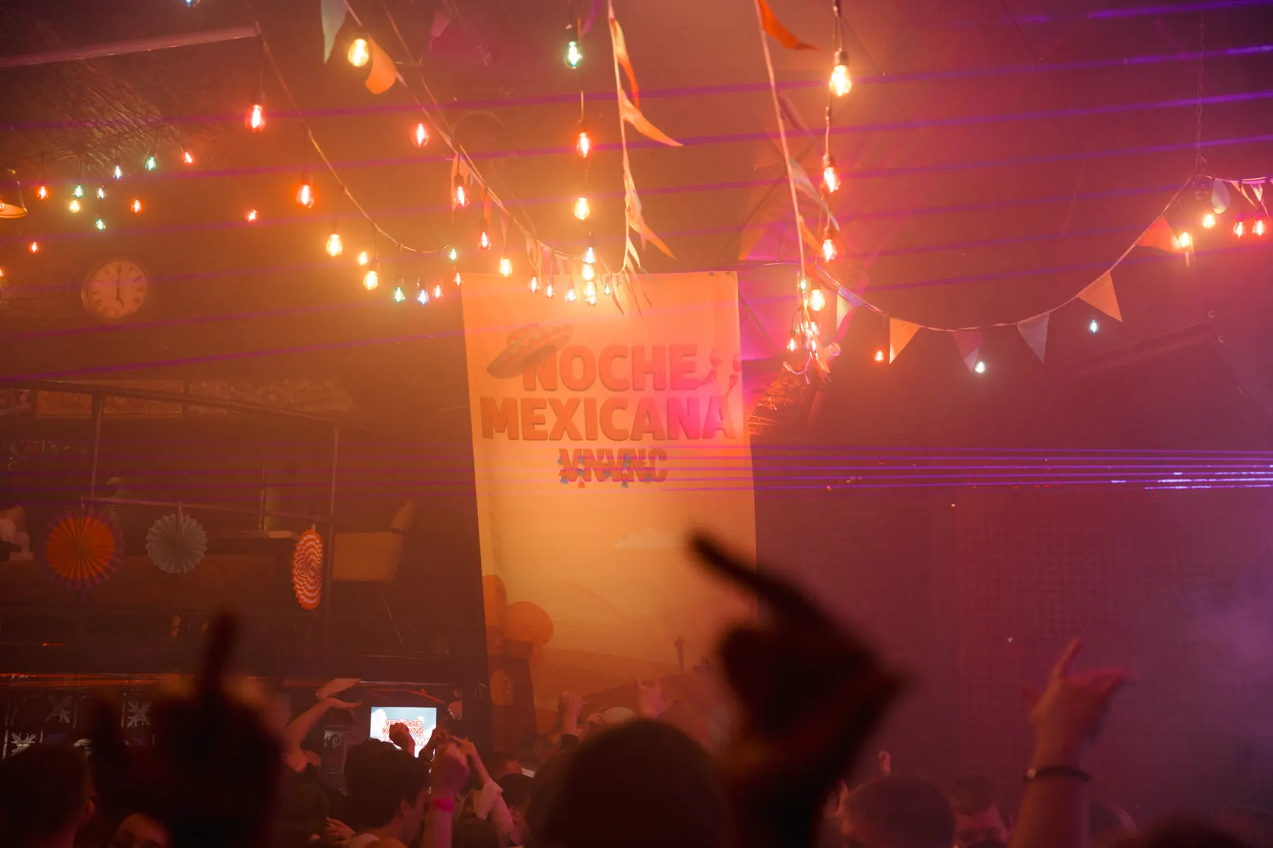 Вечеринка Noche Mexicana в VNVNC